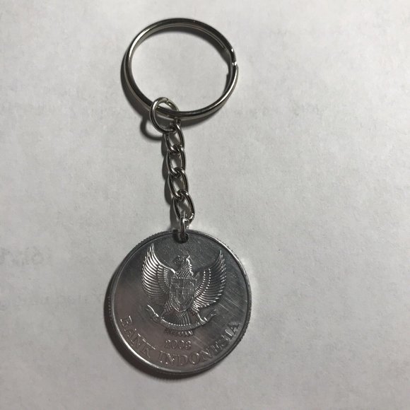 Indonesia 500 Rupiah 2008 handmade coin keychain - Picture 2 of 4